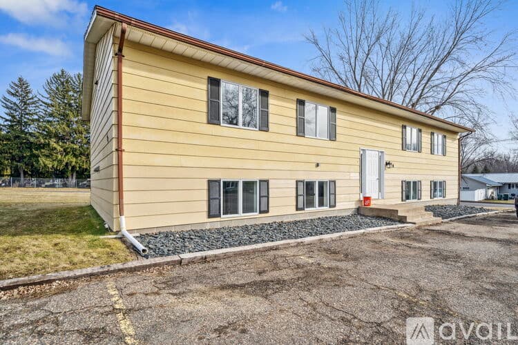 River Falls Apartment: 128 Emory Dr