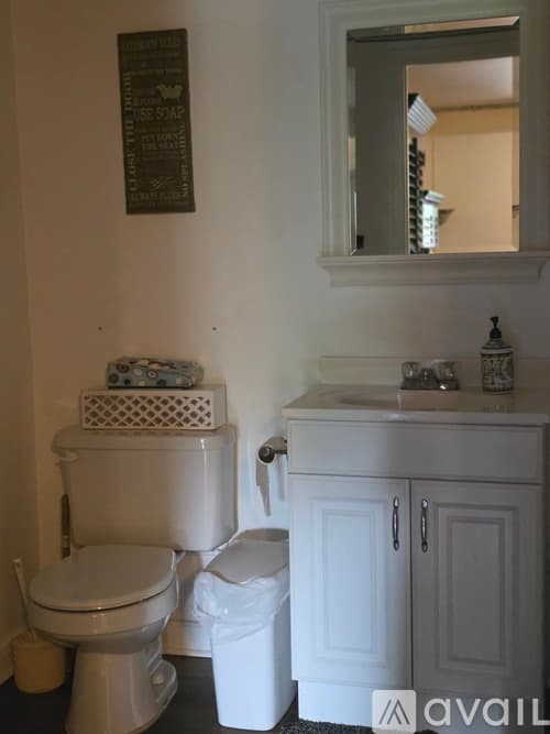 Jacksonville Apartment: 10504 Dexter Drive West