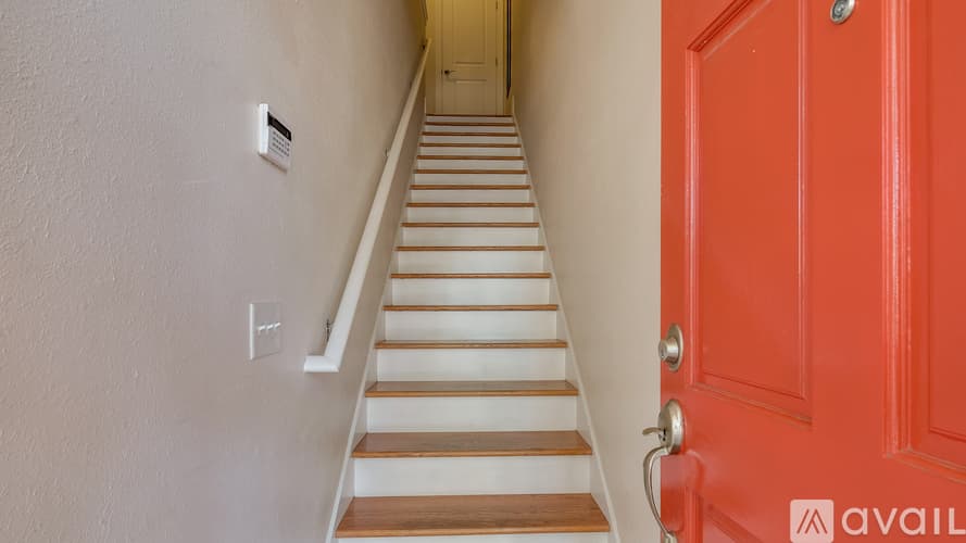 Savannah Condo: East Gwinnett Street