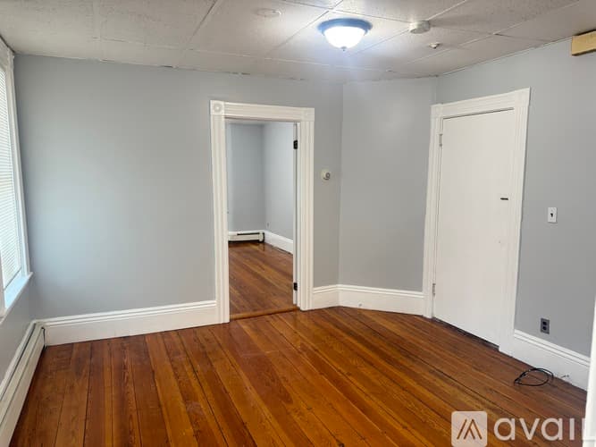 Quincy Apartment: 326 Granite St