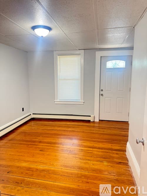 Quincy Apartment: 326 Granite St