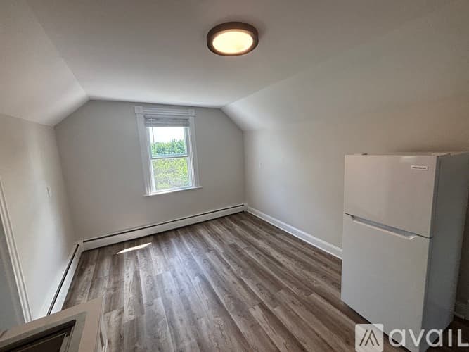 Plymouth Apartment: 7 Kearney St