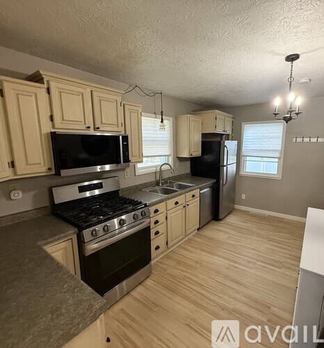 Sioux Falls House: 1505 South Wayland Avenue
