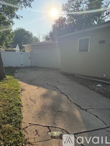 Sioux Falls House: 1505 South Wayland Avenue