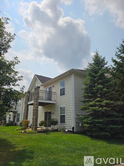 Columbus House: 3953 Rue De Brittany