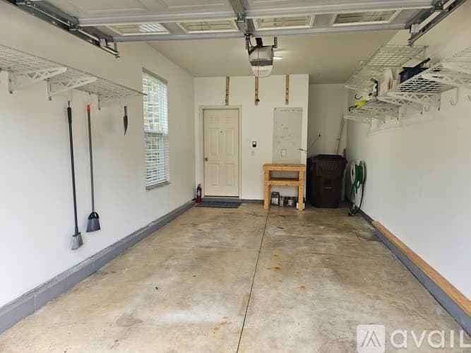 Columbus House: 3953 Rue De Brittany