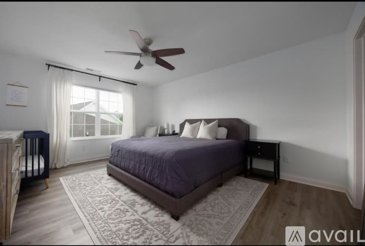 Columbus House: 3953 Rue De Brittany