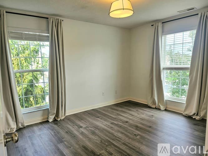 Columbus House: 3953 Rue De Brittany
