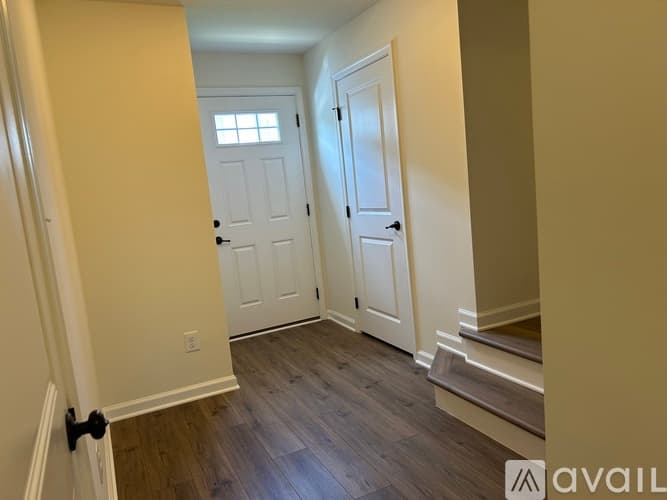 York Townhome: 1280 Rannoch Ln