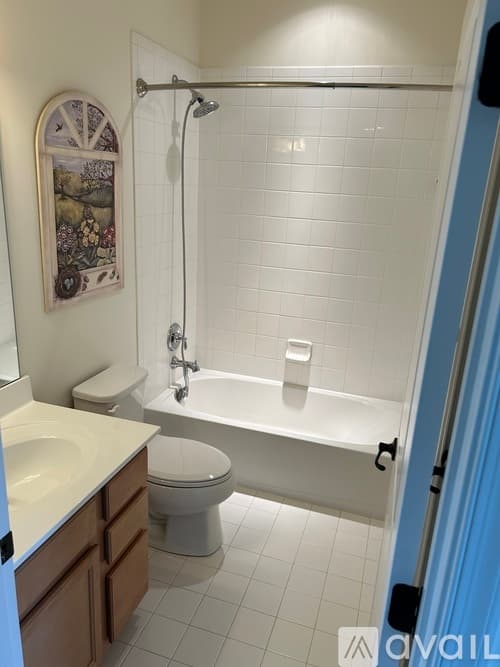 York Townhome: 1280 Rannoch Ln