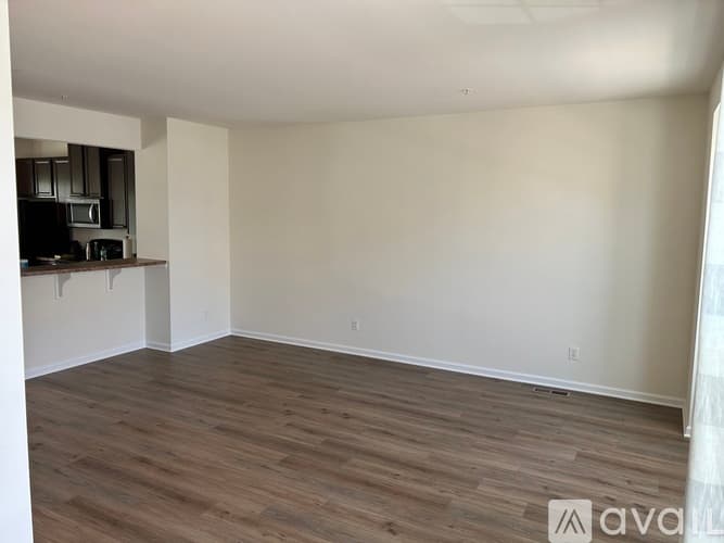 York Townhome: 1280 Rannoch Ln