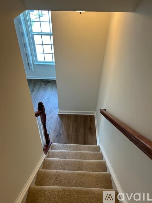 York Townhome: 1280 Rannoch Ln