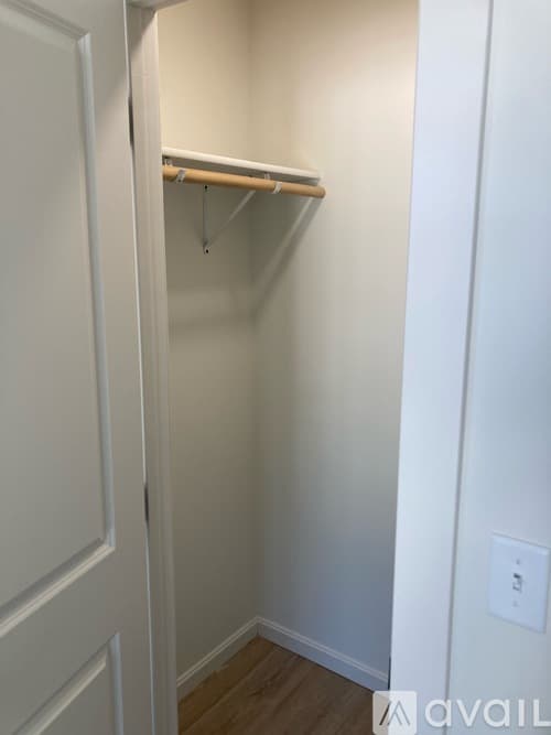 Washington Townhome: 6 NE 14th St