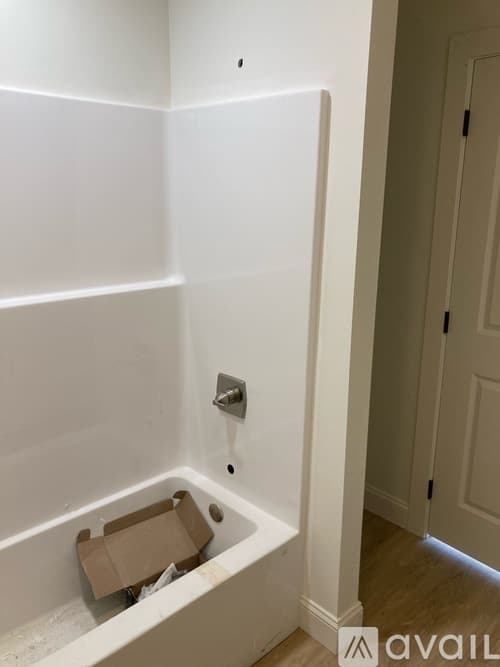 Washington Townhome: 6 NE 14th St