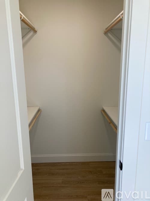 Washington Townhome: 6 NE 14th St