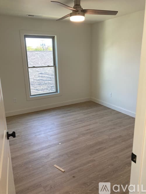 Washington Townhome: 6 NE 14th St