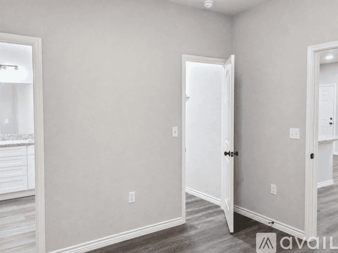 San Antonio Apartment: 7602 Windsor Oaks