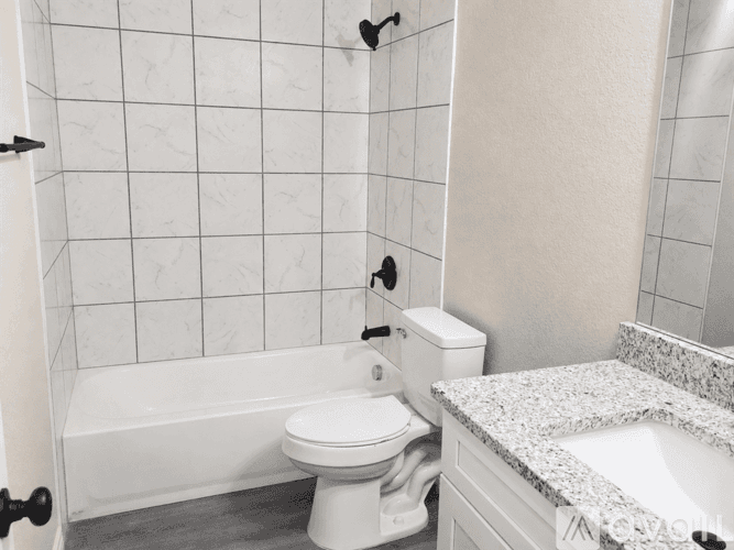 San Antonio Apartment: 7602 Windsor Oaks