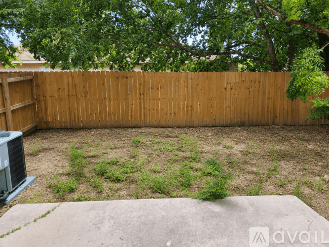 San Antonio Apartment: 7602 Windsor Oaks