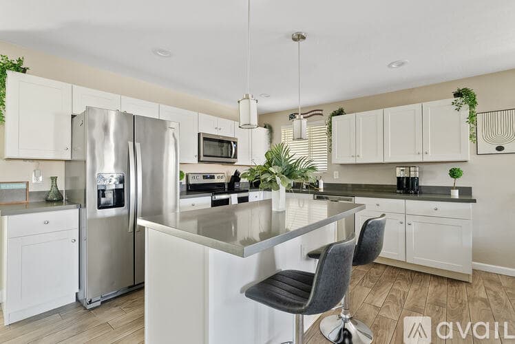 Phoenix House: 3231 East Cambridge Avenue