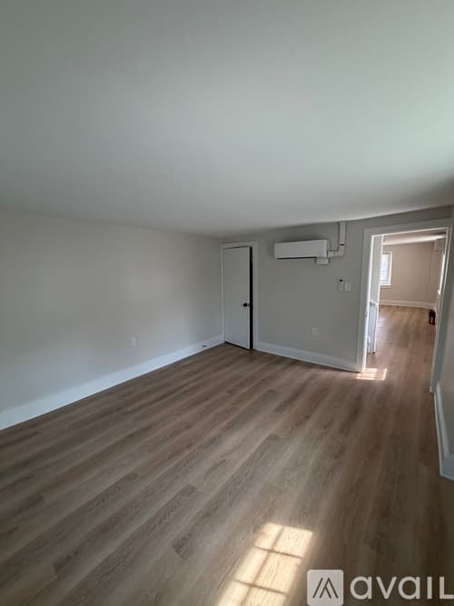 Newtown Apartment: 18 Barclay St