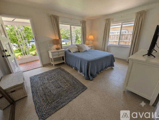 Boca Raton House: 177 NE Spanish Ct
