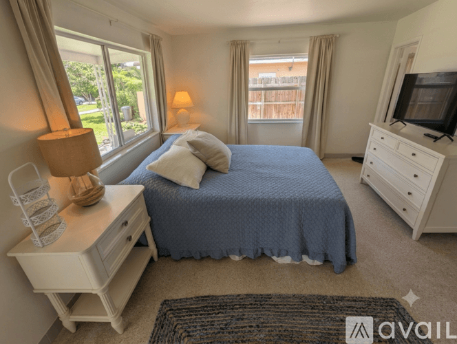 Boca Raton House: 177 NE Spanish Ct