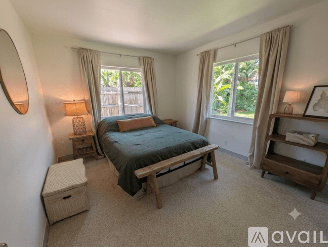 Boca Raton House: 177 NE Spanish Ct