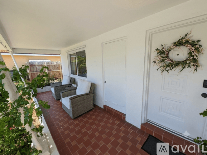 Boca Raton House: 177 NE Spanish Ct