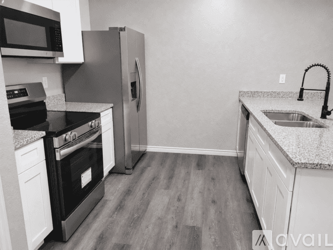 San Antonio Apartment: 7602 Windsor Oaks