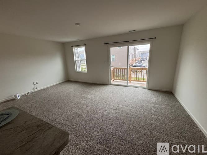 Wonder Lake Apartment: 6551 Sassafras Wy