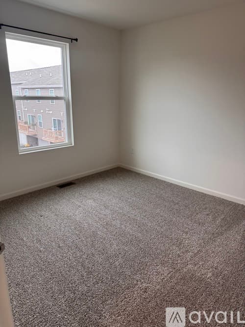 Wonder Lake Apartment: 6551 Sassafras Wy
