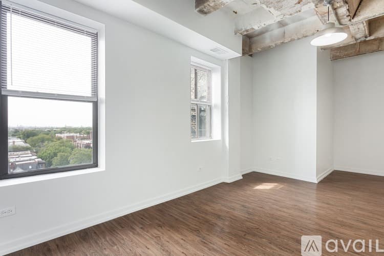 Chicago Apartment: 1325 W Wilson Ave
