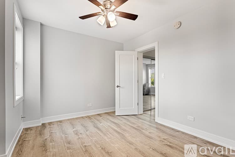 Chicago Apartment: 1521 W Sherwin Ave