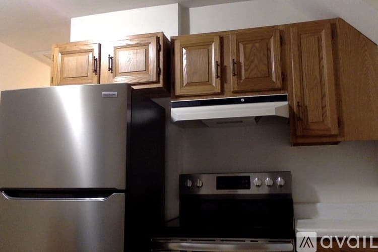 Hartford Apartment: 1812 Broad Street