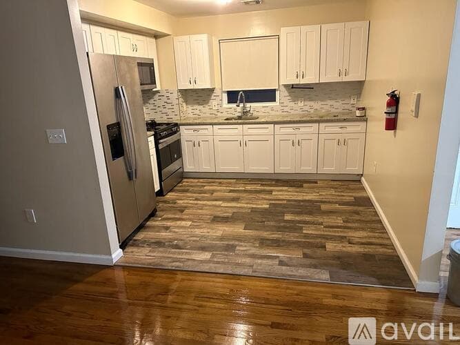 Newark House: 46 Kenmore Avenue