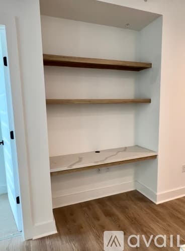 Tampa Apartment: 5498 Bay Center Dr