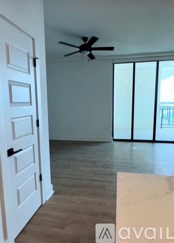 Tampa Apartment: 5498 Bay Center Dr