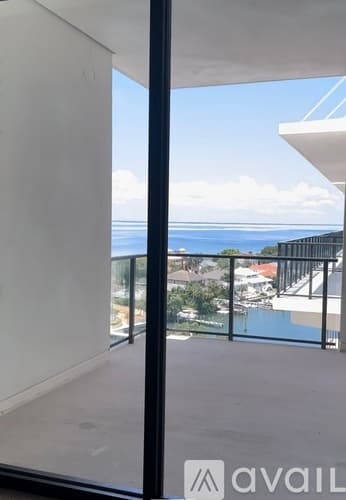 Tampa Apartment: 5498 Bay Center Dr