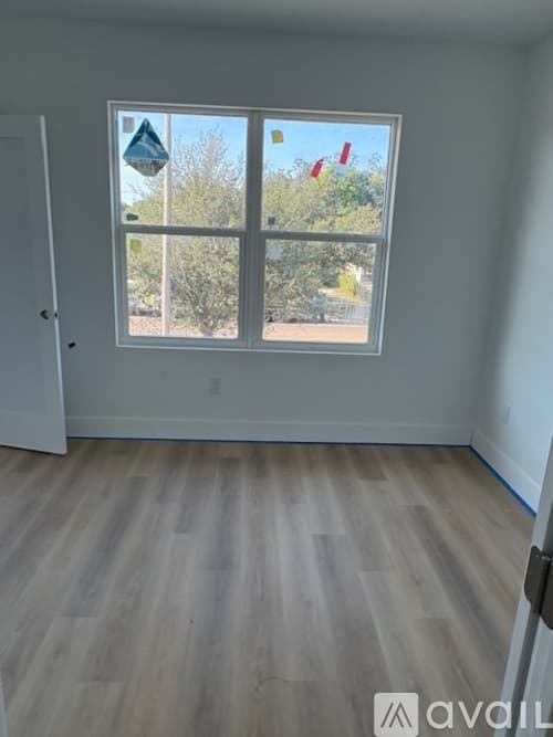 St. Petersburg House: 4511 18th Avenue South