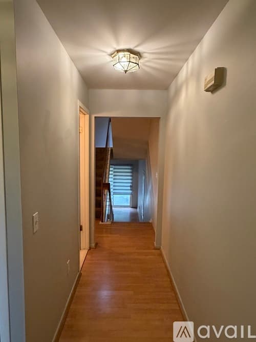 Novi Condo: 39515 Country Lane