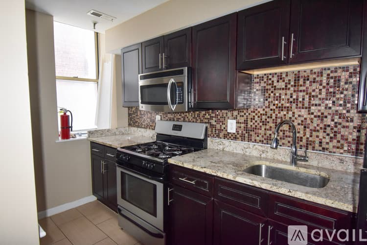 Philadelphia Apartment: 4714 Chestnut St