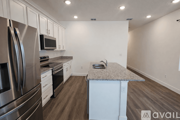 Tampa Townhome: 3609 N 53rd St