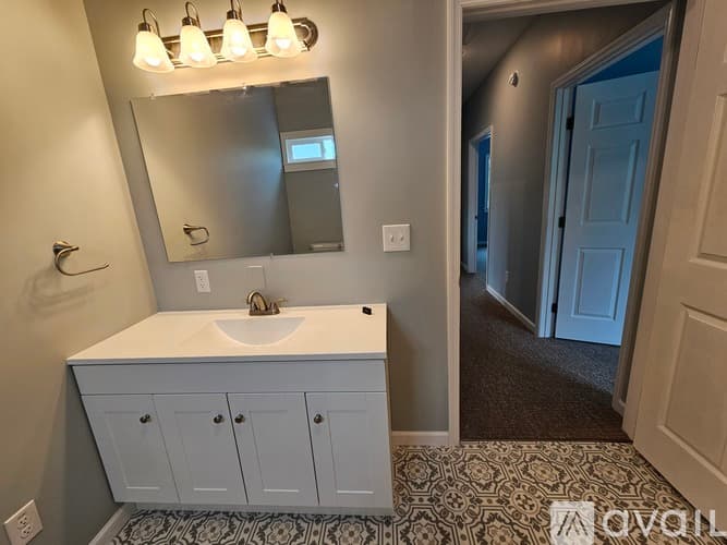 Vonore Apartment: 308 Hall St