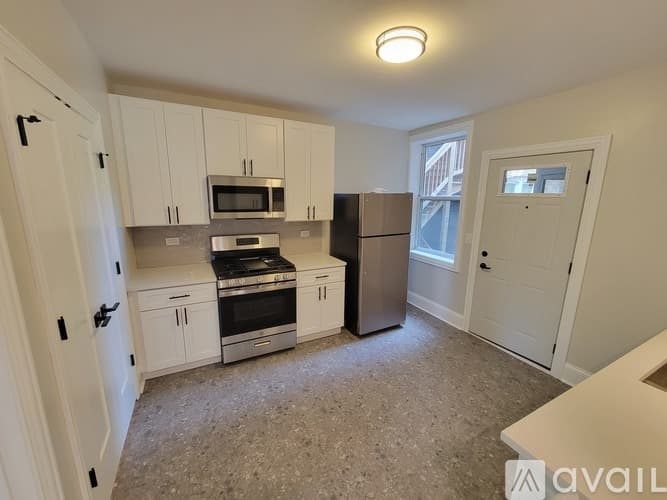 Chicago Apartment: 6414 6432 N Richmond St