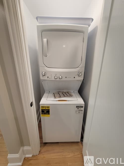 Chicago Apartment: 6414 6432 N Richmond St