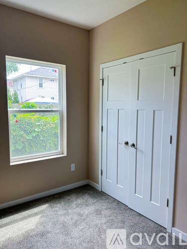 Minneapolis Apartment: 3601 4th Avenue South