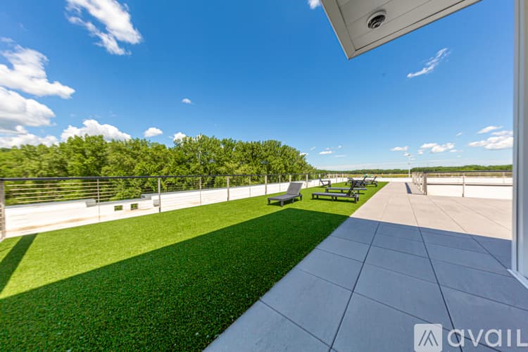 Mankato Apartment: 1247 Range St