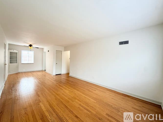 St. Louis Apartment: 5952 Nagel Ave