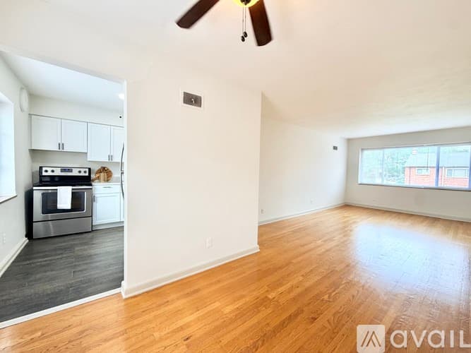 St. Louis Apartment: 5952 Nagel Ave